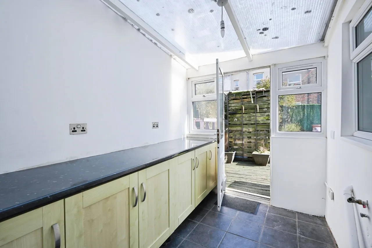 Walton Road, Folkestone, Kent, CT19, photo 16