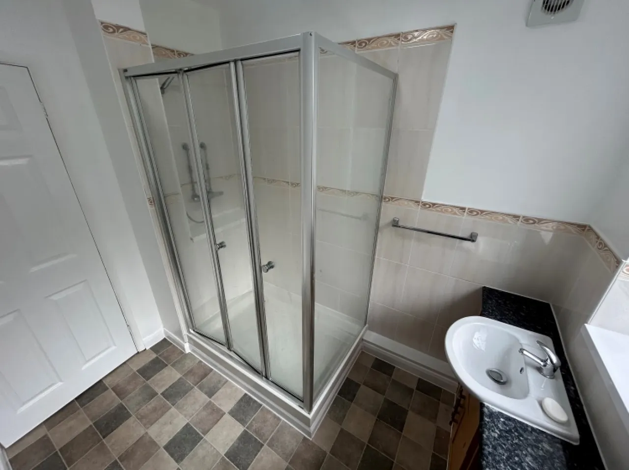Surfeit Hill Road, Cradley Heath, B64, photo 10