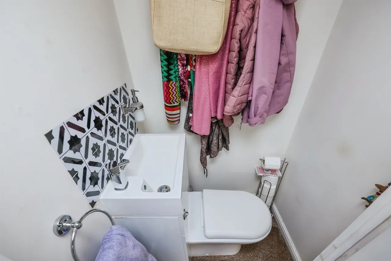Upton Close, Heanor, DE75, photo 9