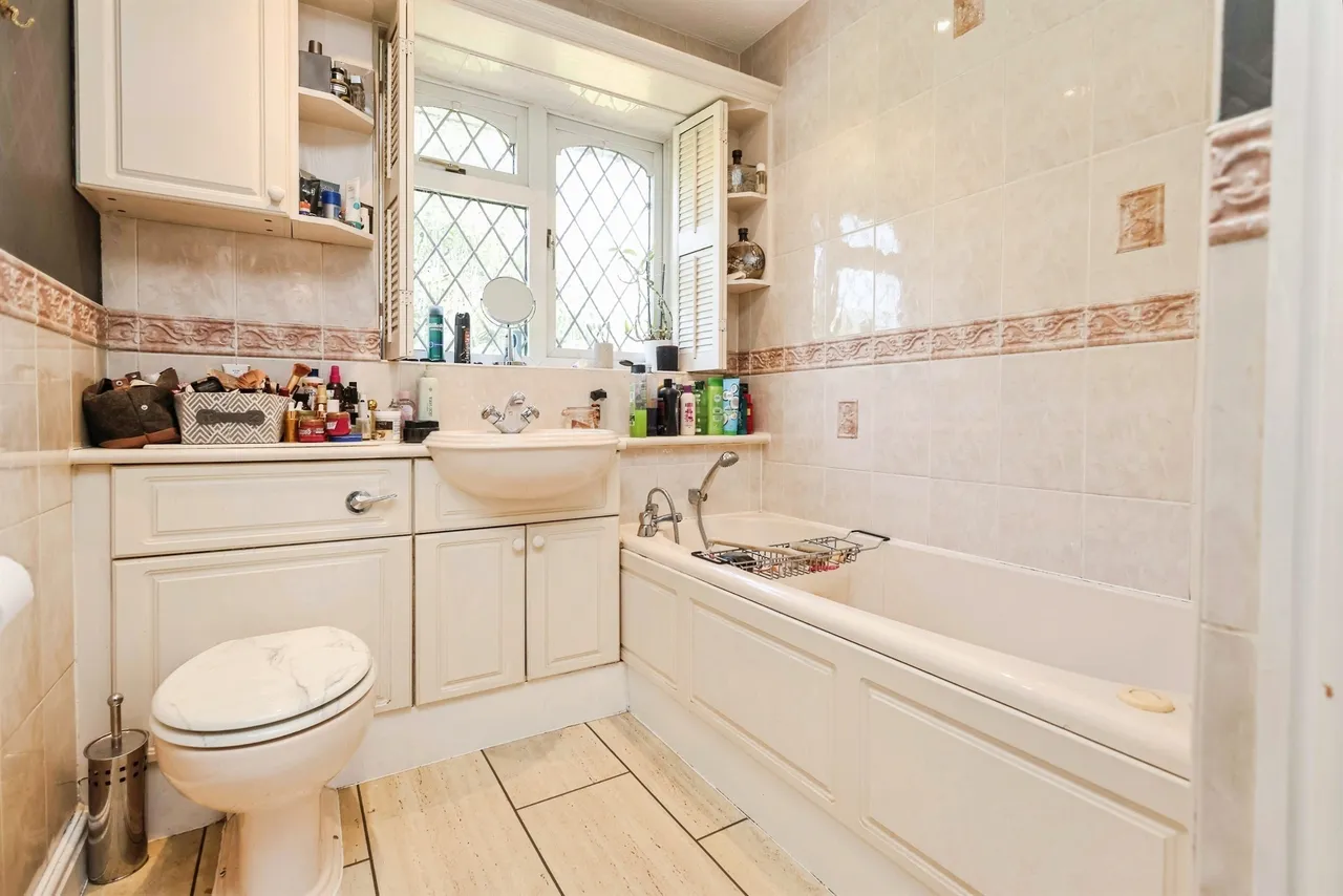 Castle Crescent, Birmingham, B36, photo 10