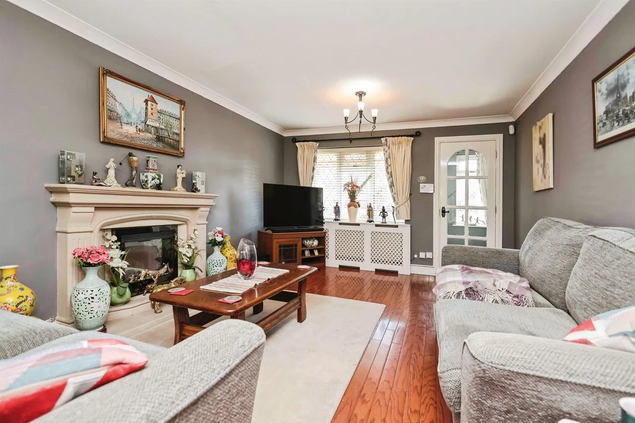 Castle Crescent, Birmingham, B36, photo 8