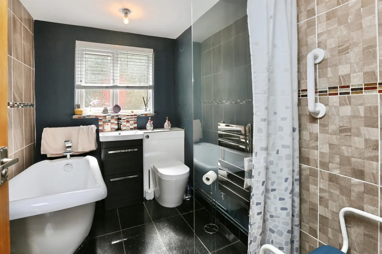 St. Nicholas Avenue, Gosport, photo 8