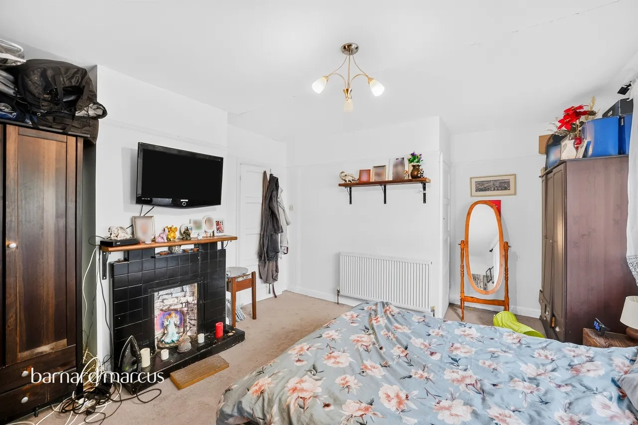 Baker Lane, Mitcham, CR4, photo 9