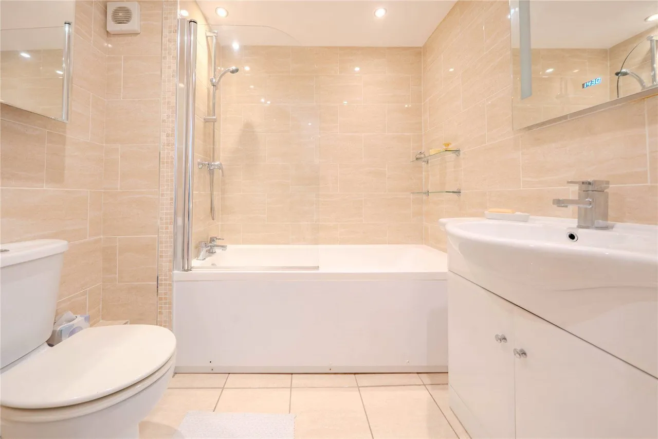 Primrose Court, Primley Park View, LS17, photo 9