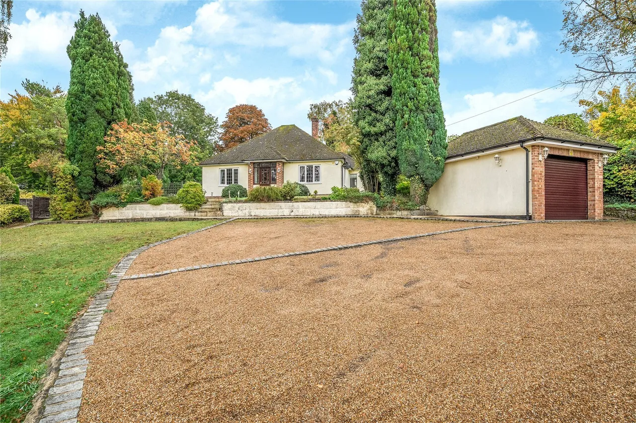 3 bed house for sale — Stonehouse Road, Halstead, Sevenoaks, Kent, TN14