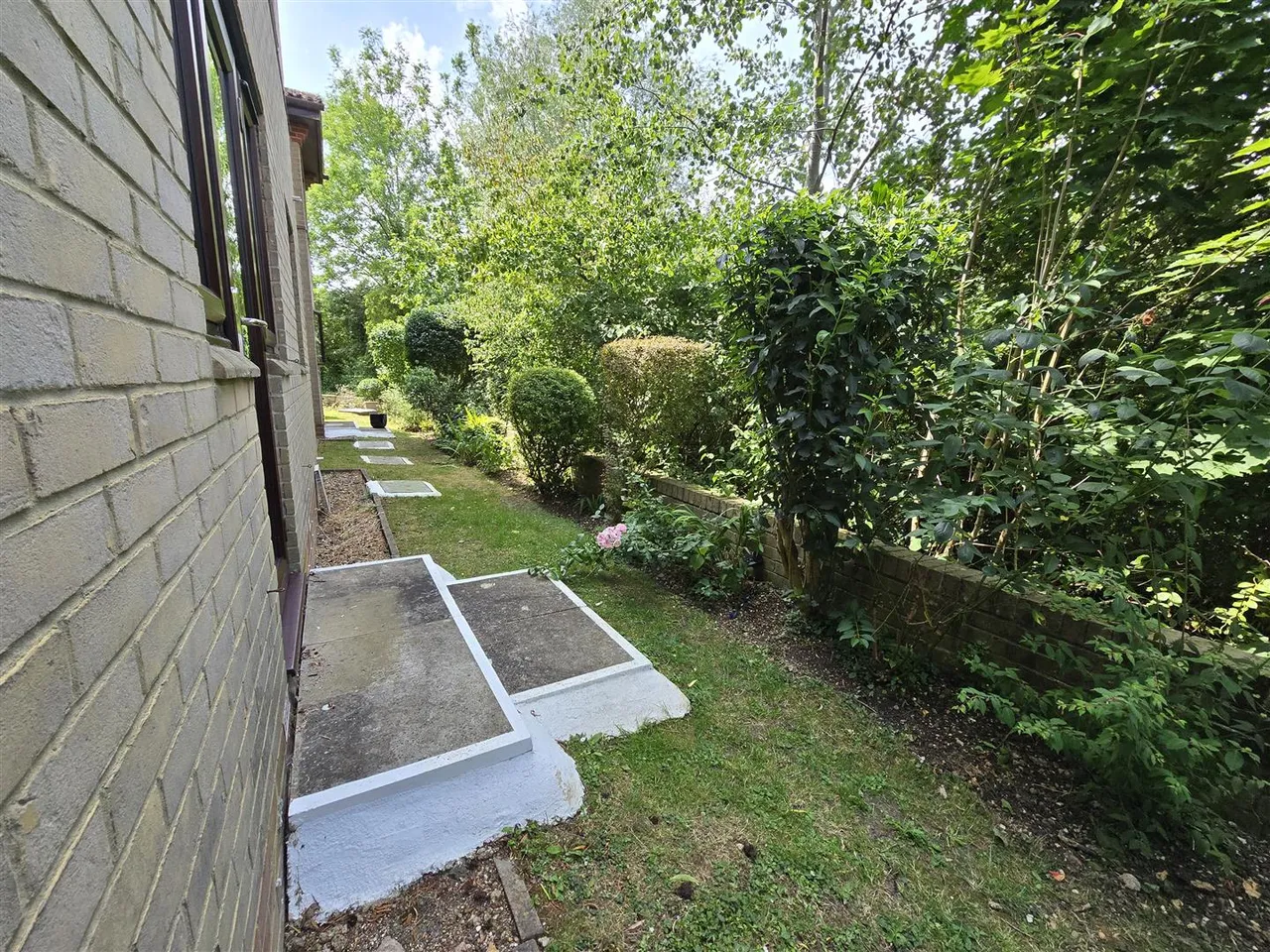 Flintergill Court, Heelands, photo 8