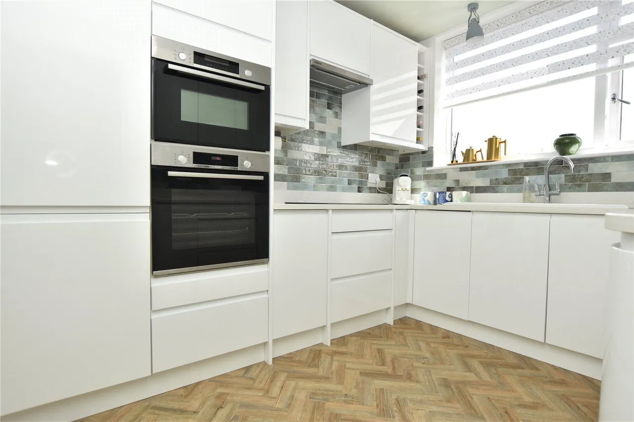 West Lea Drive, Tingley, WF3, photo 4
