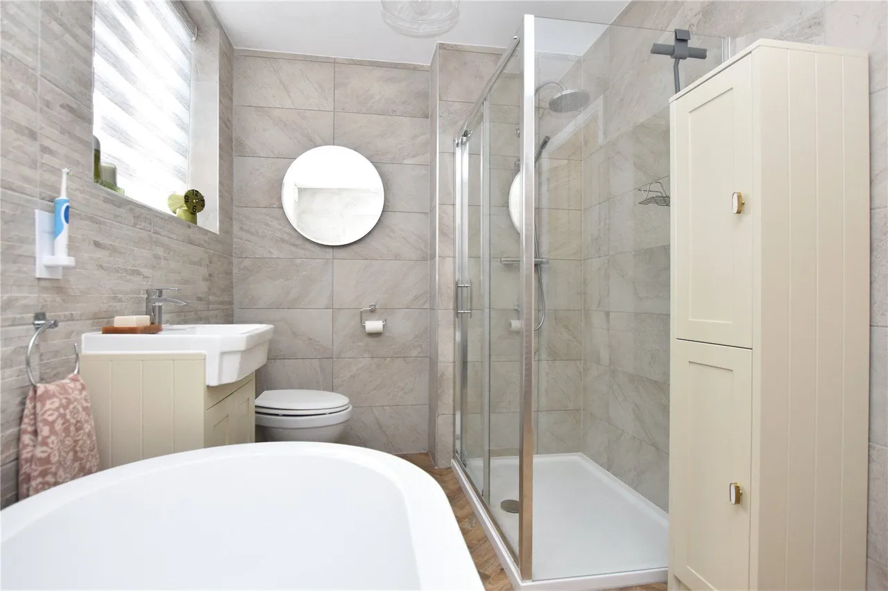 West Lea Drive, Tingley, WF3, photo 23