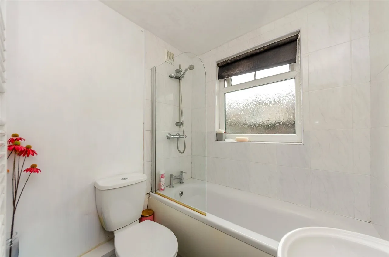 Victoria Square, Bangor, LL57, photo 8