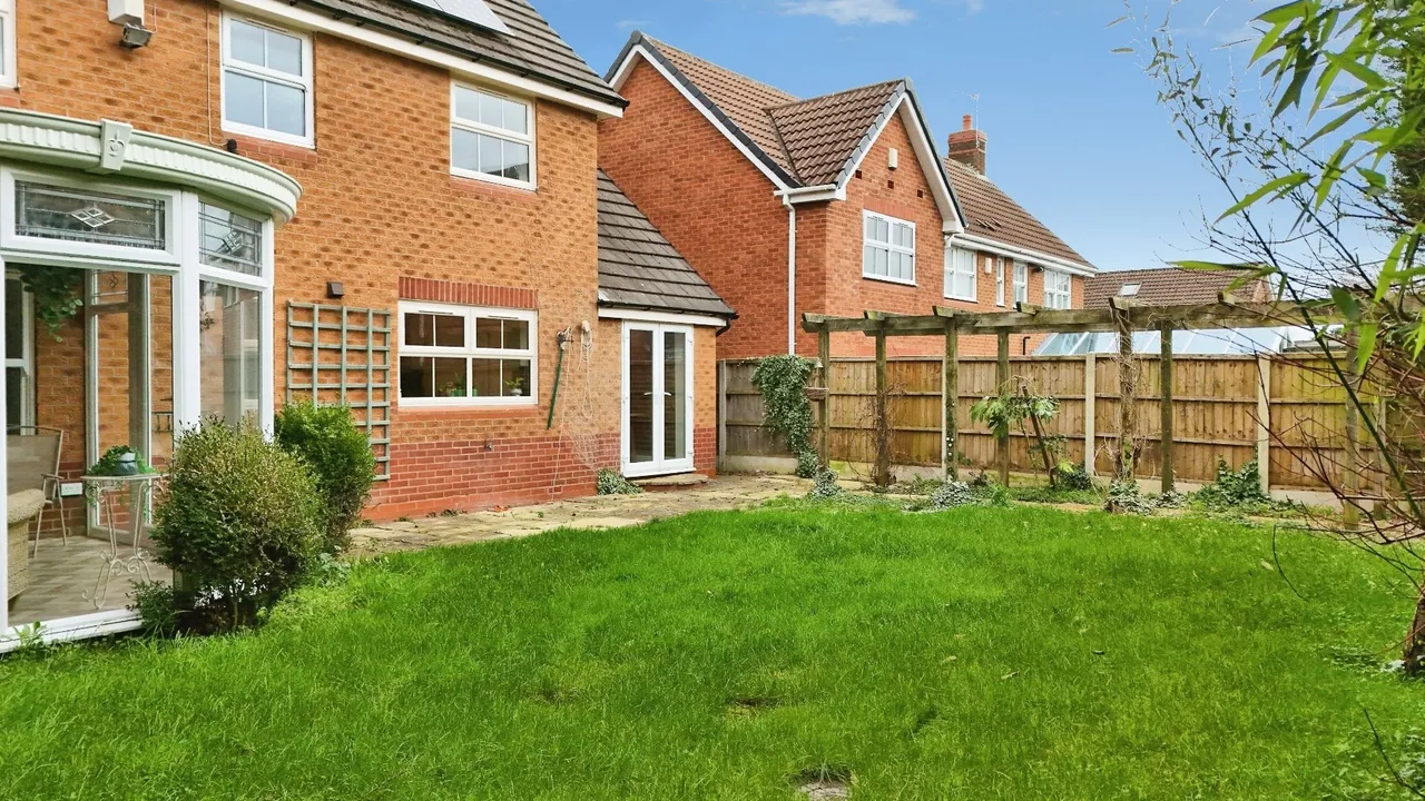 Swallowfield Close, Swallowfield Close, Priorslee TF2 9TG, photo 37