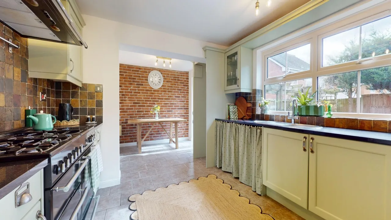Swallowfield Close, Swallowfield Close, Priorslee TF2 9TG, photo 6