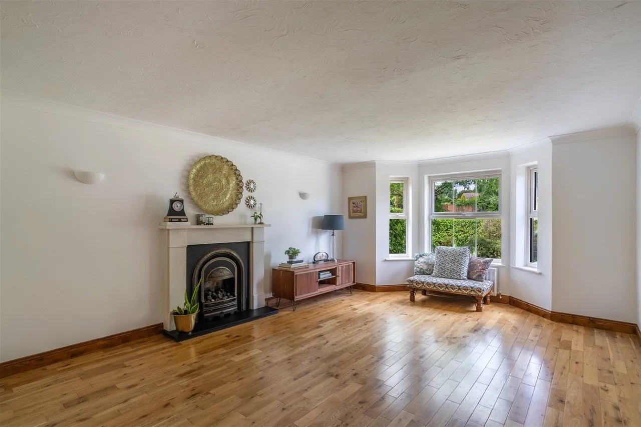 Swallowfield Close, Swallowfield Close, Priorslee TF2 9TG, photo 3