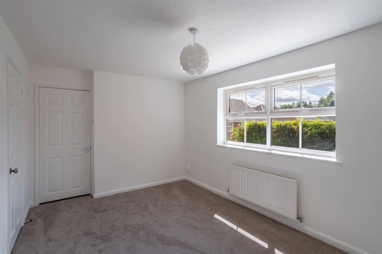 Swallowfield Close, Swallowfield Close, Priorslee TF2 9TG, photo 24