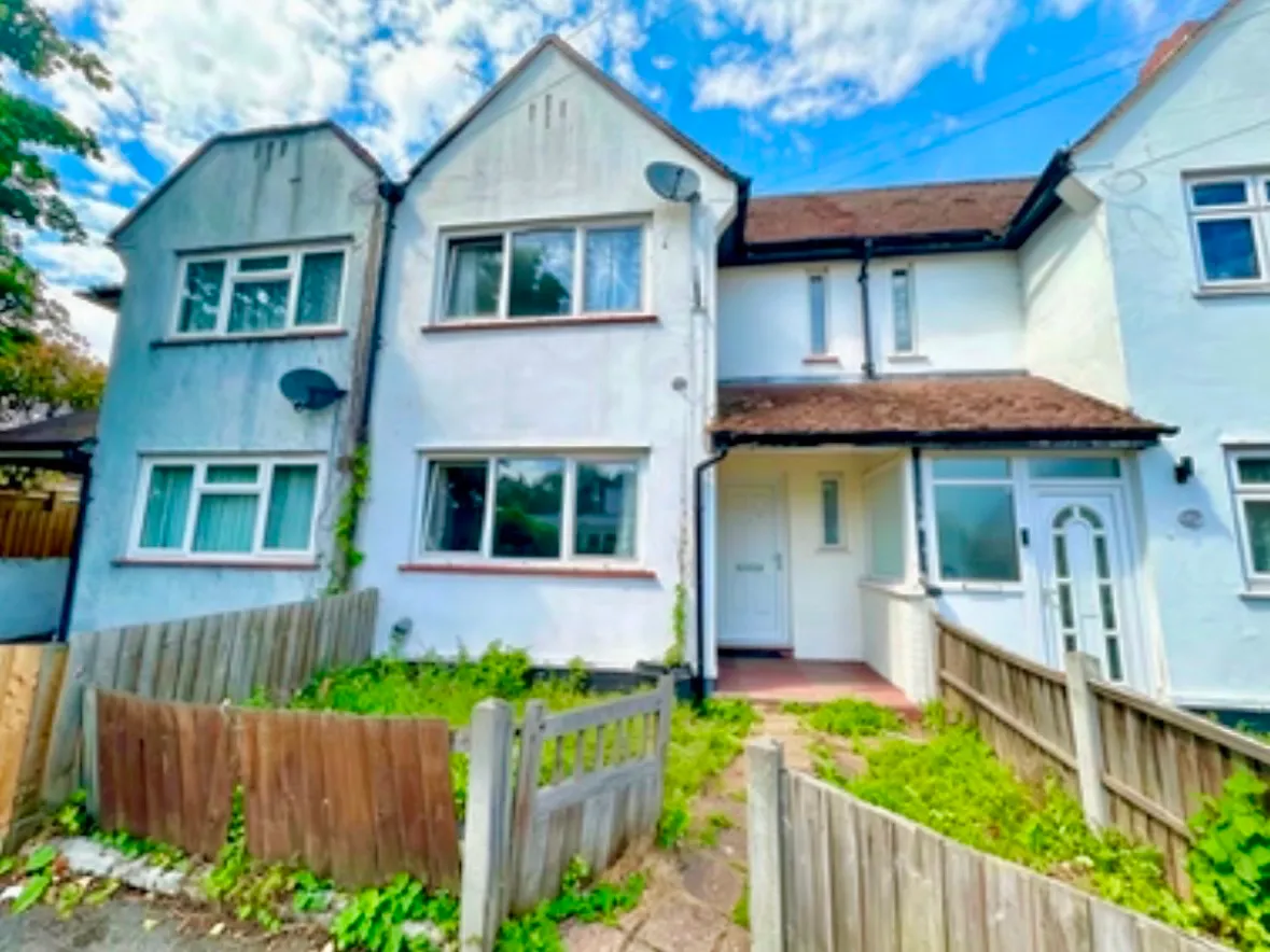 2 bed house for sale — Mathews Avenue, London