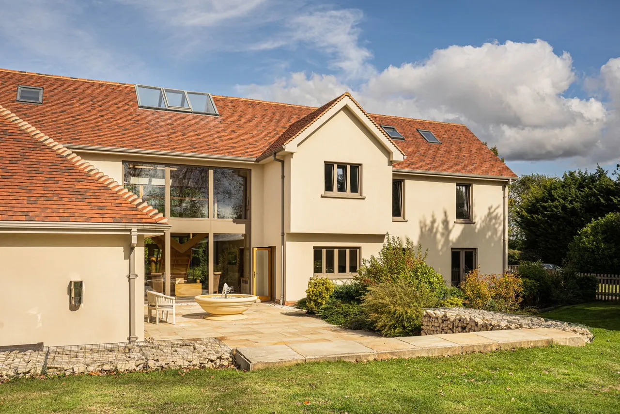 Lindsell, Dunmow, Essex, CM6 3QJ, photo 2