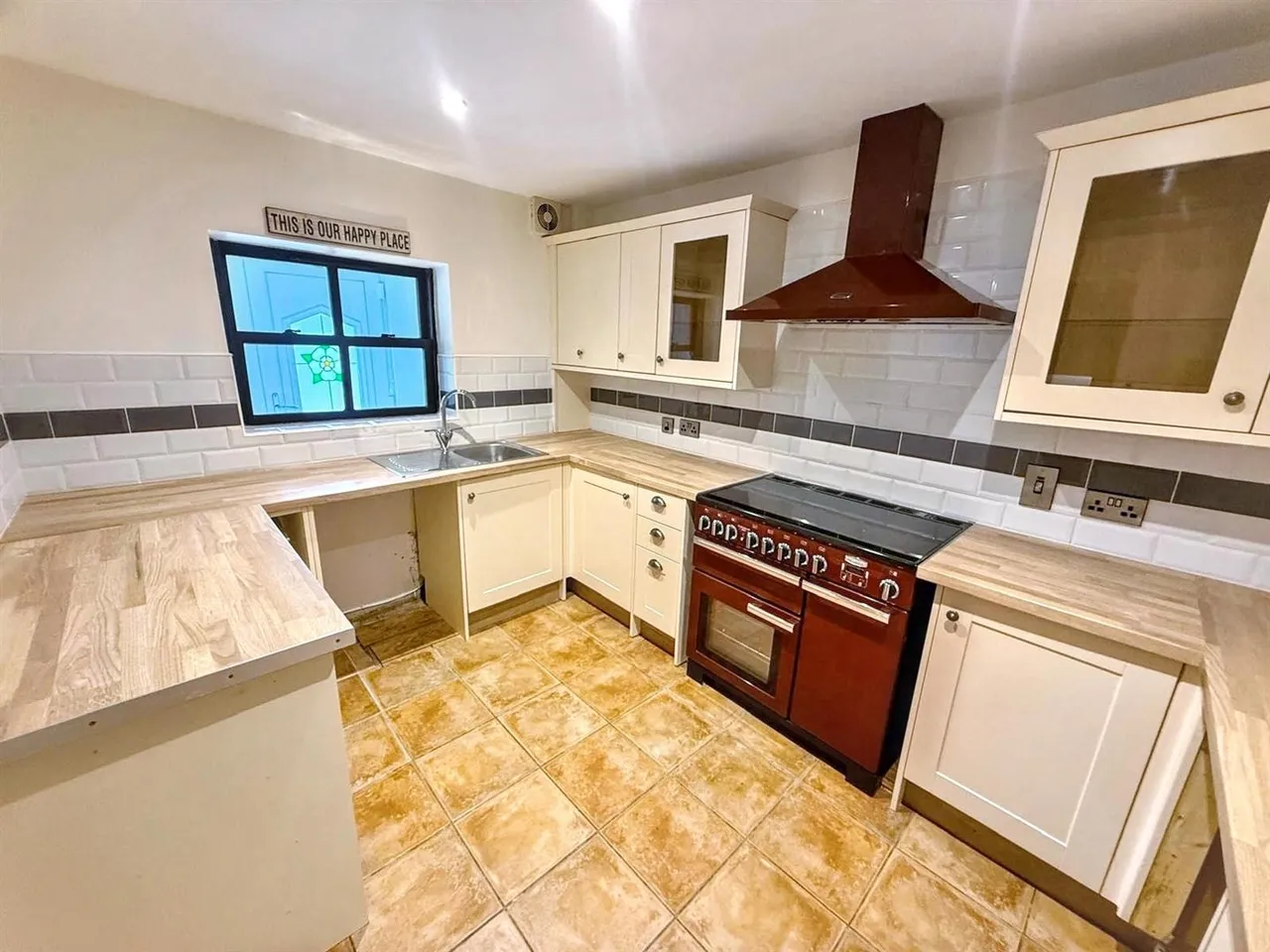 Bradley Road, Silsden, BD20 9NL, photo 4