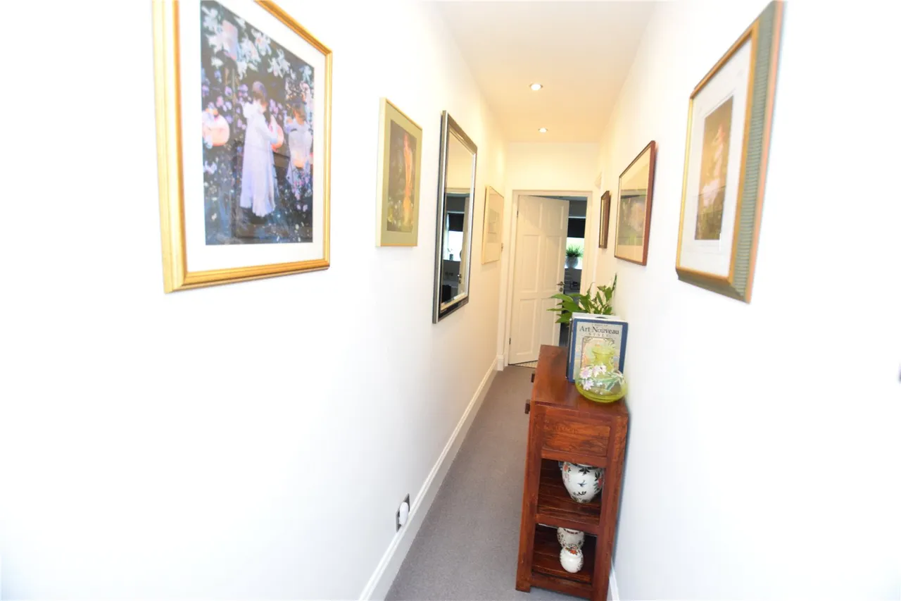 Somerset Road, Farnborough, Hampshire, GU14 6DP, photo 18
