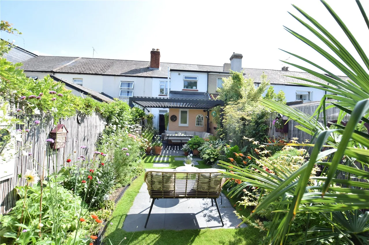 Somerset Road, Farnborough, Hampshire, GU14 6DP, photo 4