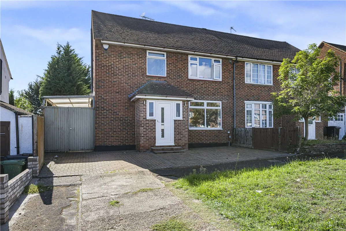3 bed house for sale, Ravensbury Road, St Pauls Cray, BR5