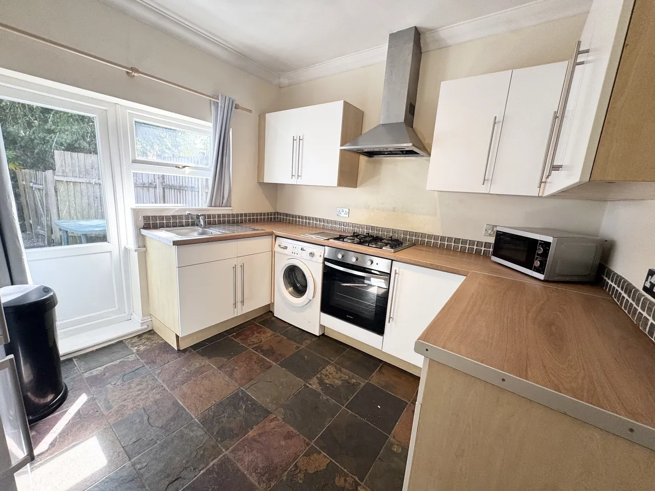 2 bed flat to rent — Beechey Road, BOURNEMOUTH