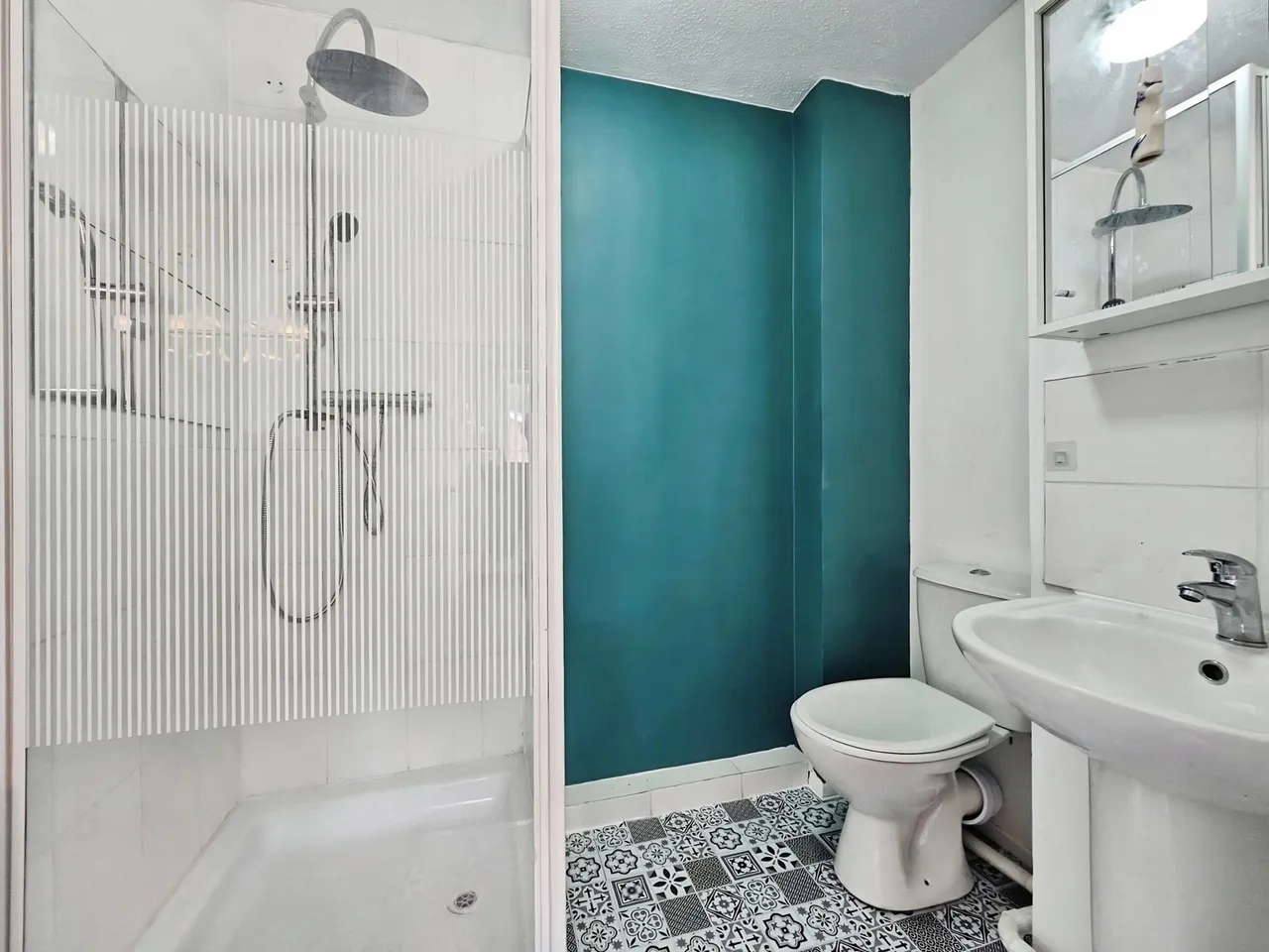 Waters Drive, Staines, TW18, photo 9