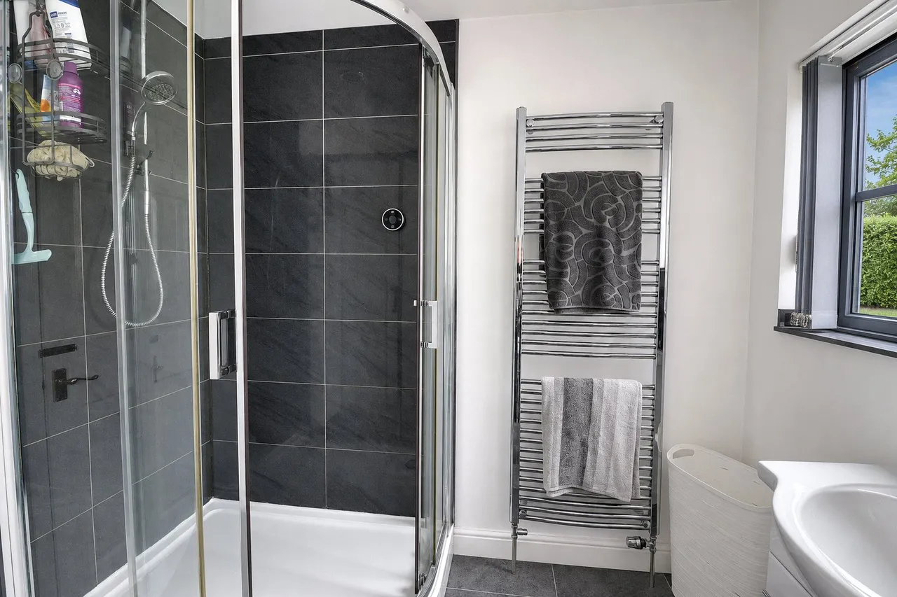 Goldfinch Close, Launceston, PL15, photo 24