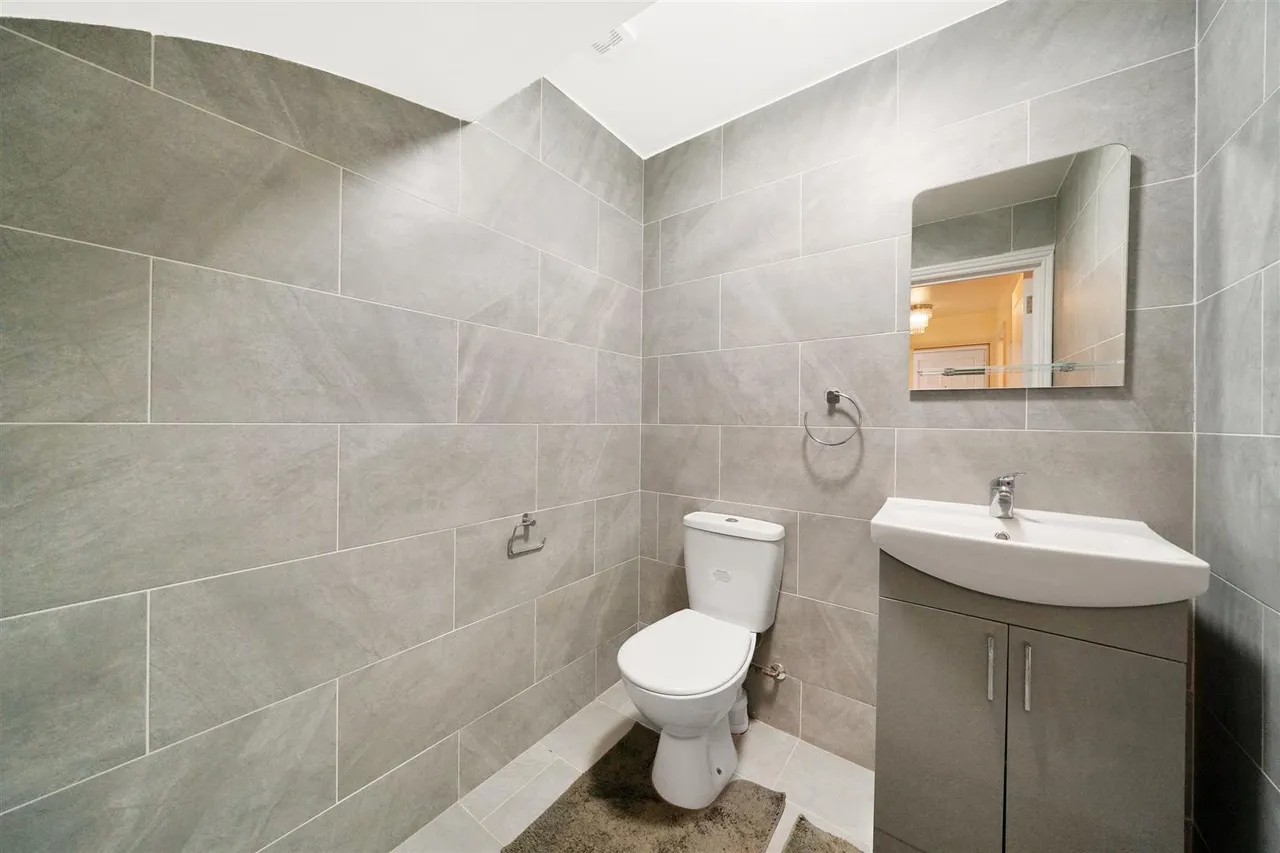 Parker Street, Silvertown, E16, photo 5