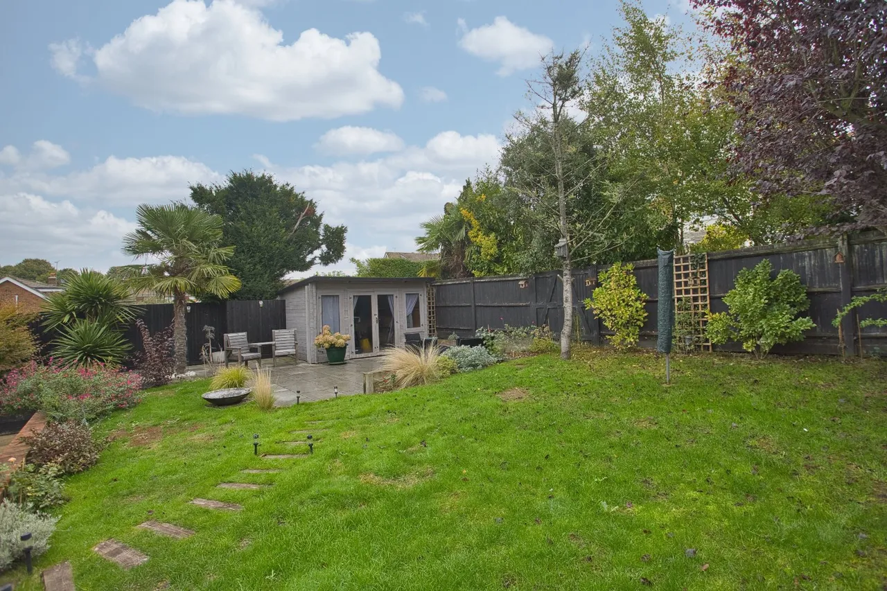 The Glen, Shepherdswell, CT15, photo 5