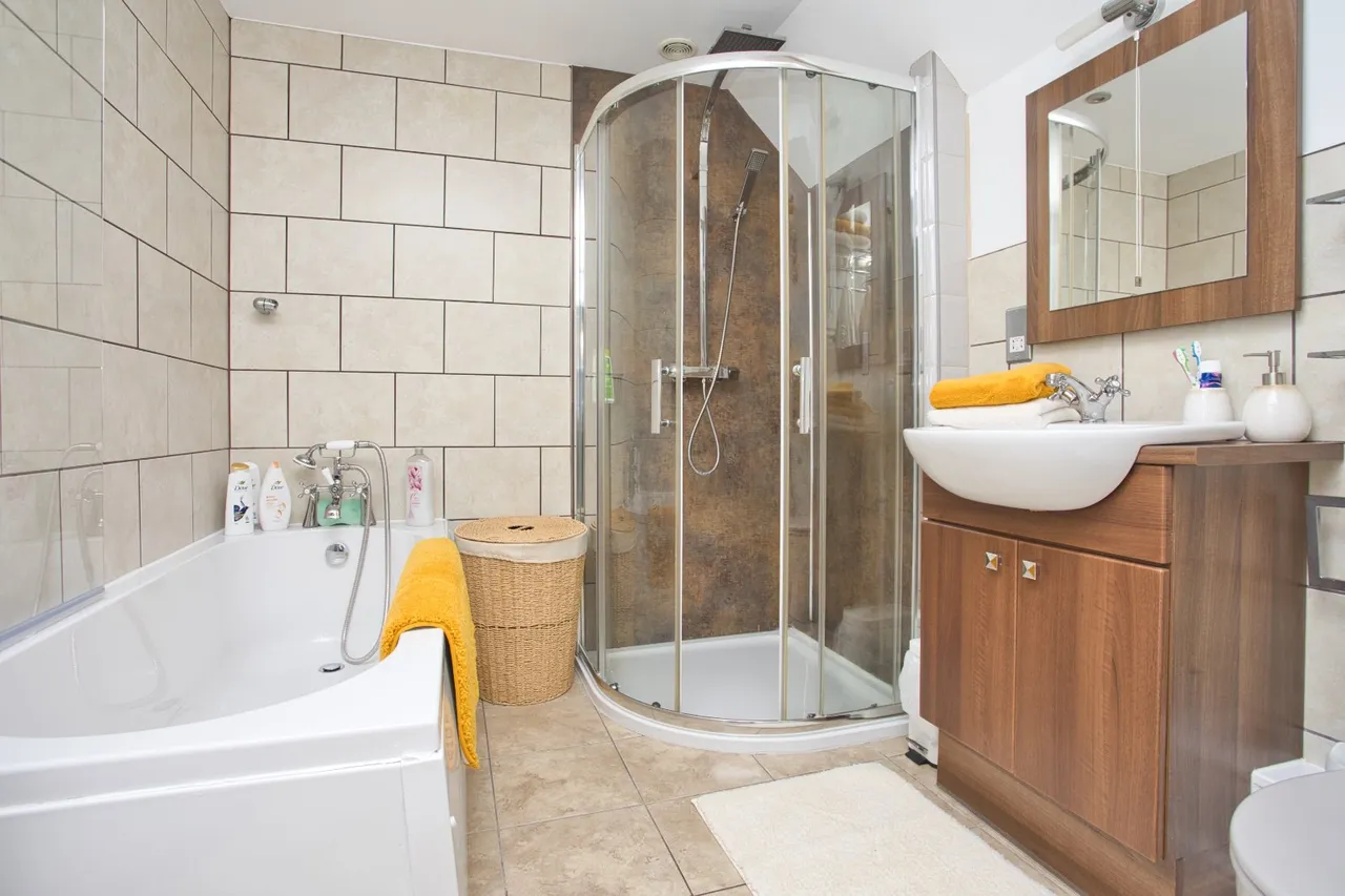 The Glen, Shepherdswell, CT15, photo 12