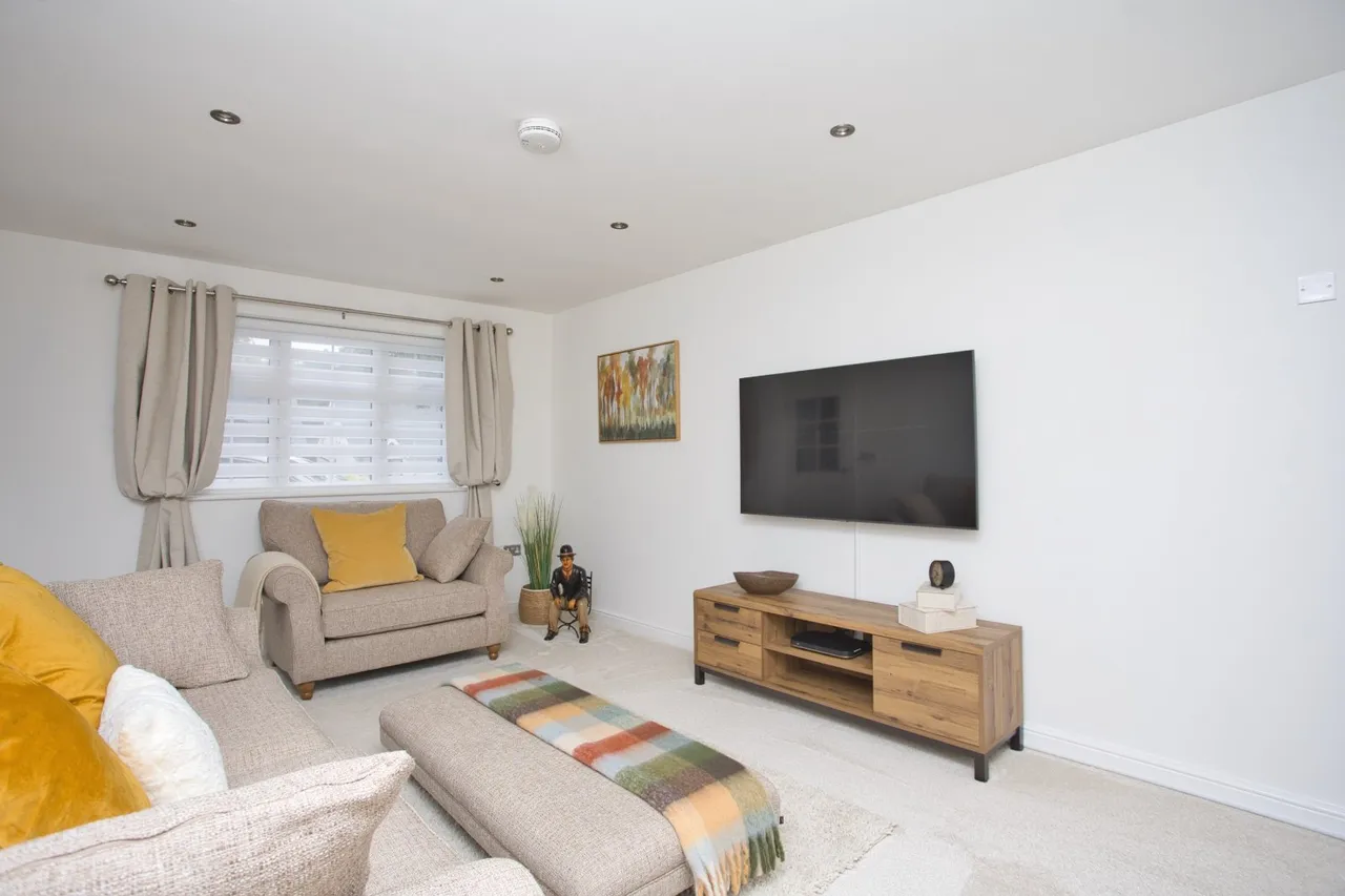 The Glen, Shepherdswell, CT15, photo 2