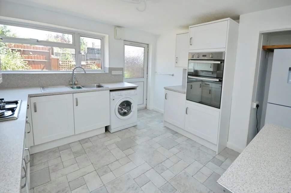 Munnings Gardens, Isleworth, TW7, photo 2