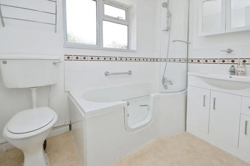 Munnings Gardens, Isleworth, TW7, photo 5