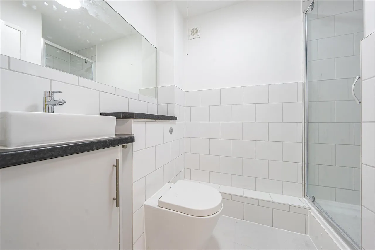 Clarkes Drive, Uxbridge, UB8, photo 7