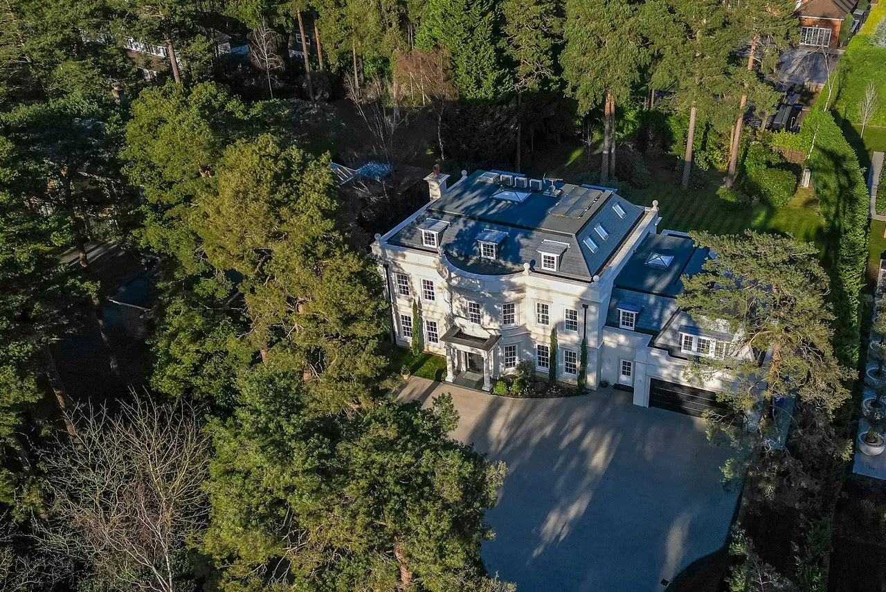 Wentworth Estate, Surrey, GU25 4RY, photo 2