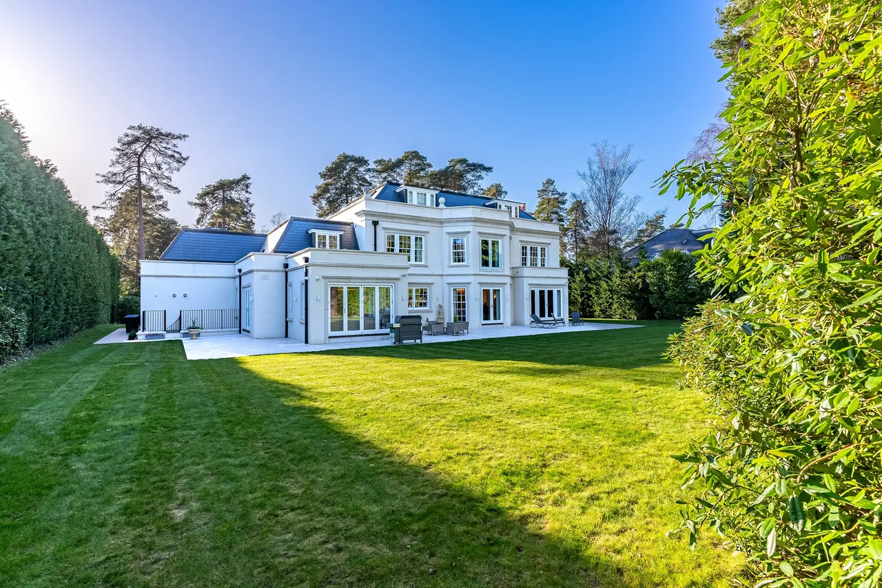 Wentworth Estate, Surrey, GU25 4RY, photo 3