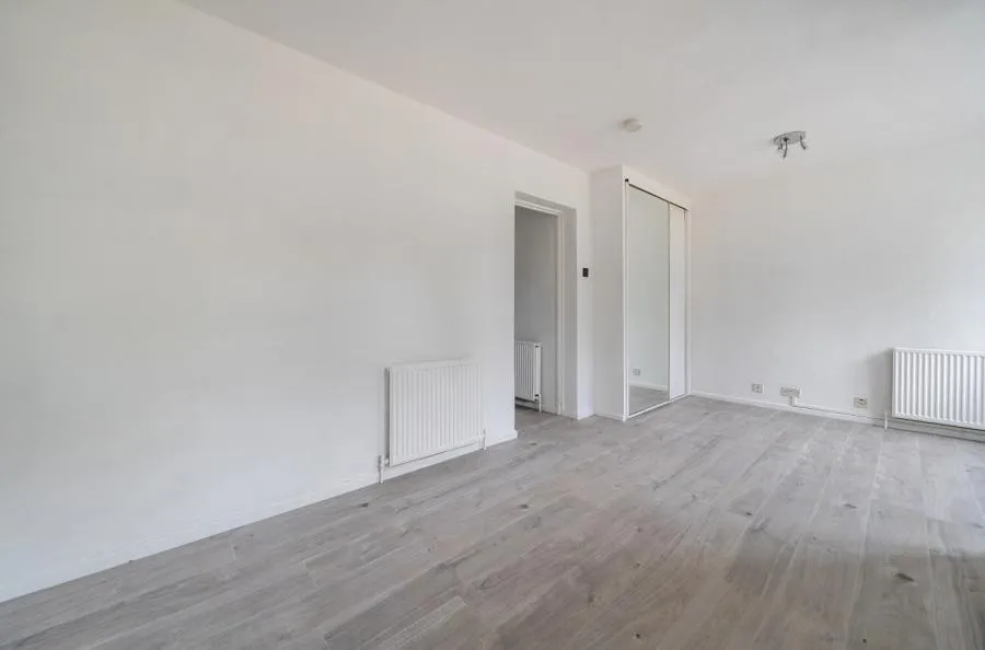 Windlesham Road, Priestwood, RG42, photo 8