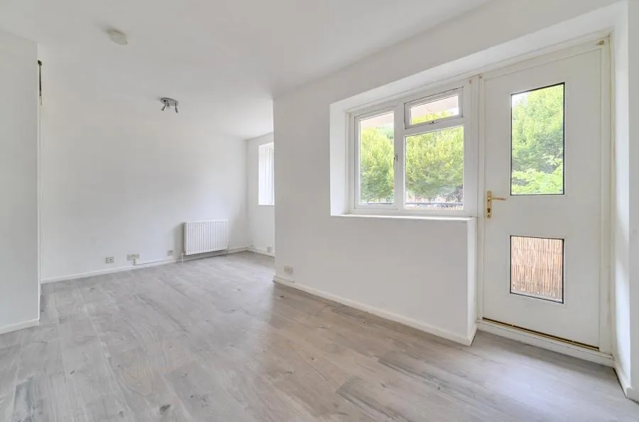 Windlesham Road, Priestwood, RG42, photo 3