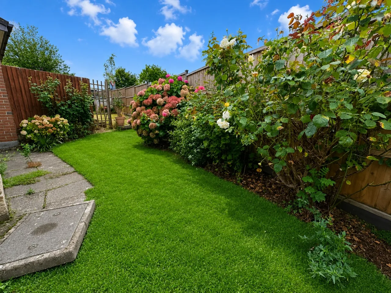 Kingshill Gardens, Nailsea, BS48, photo 7