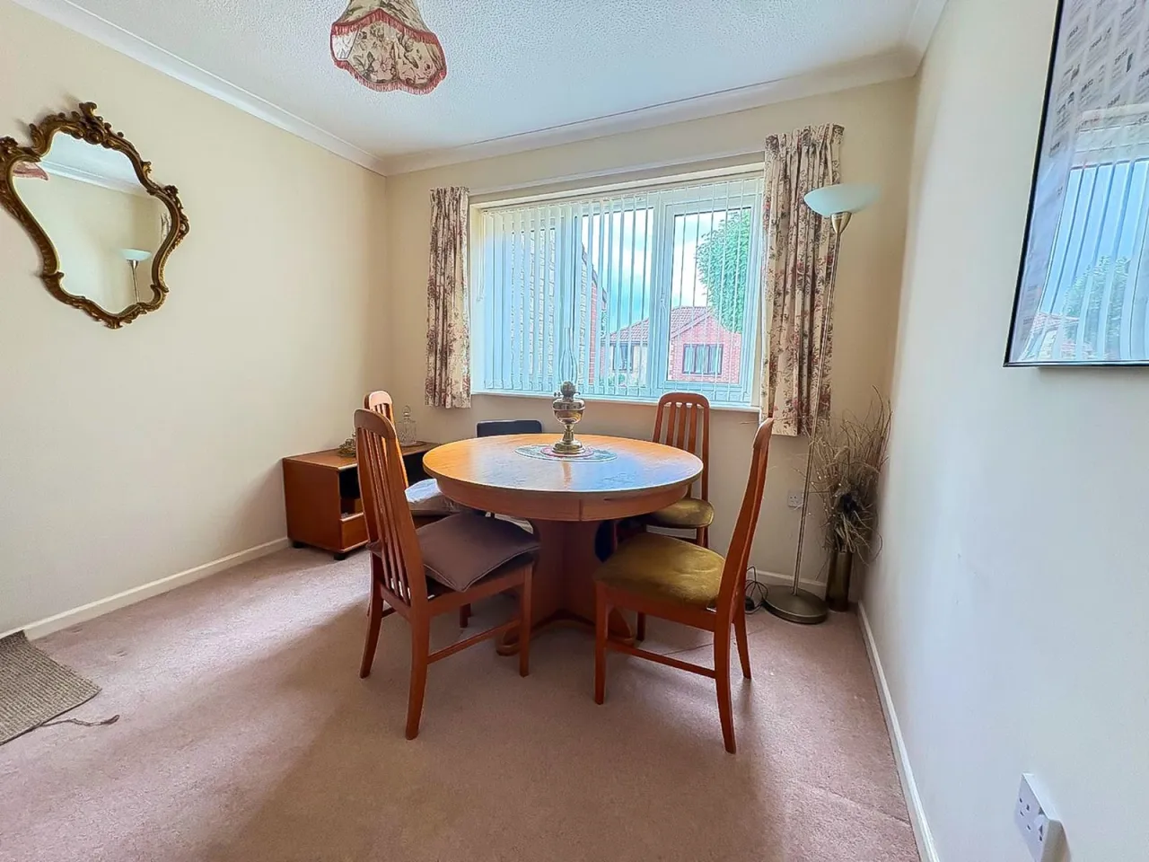 Kingshill Gardens, Nailsea, BS48, photo 6
