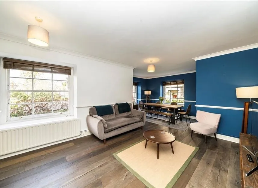 Gilbert Close, Woolwich, SE18, photo 6