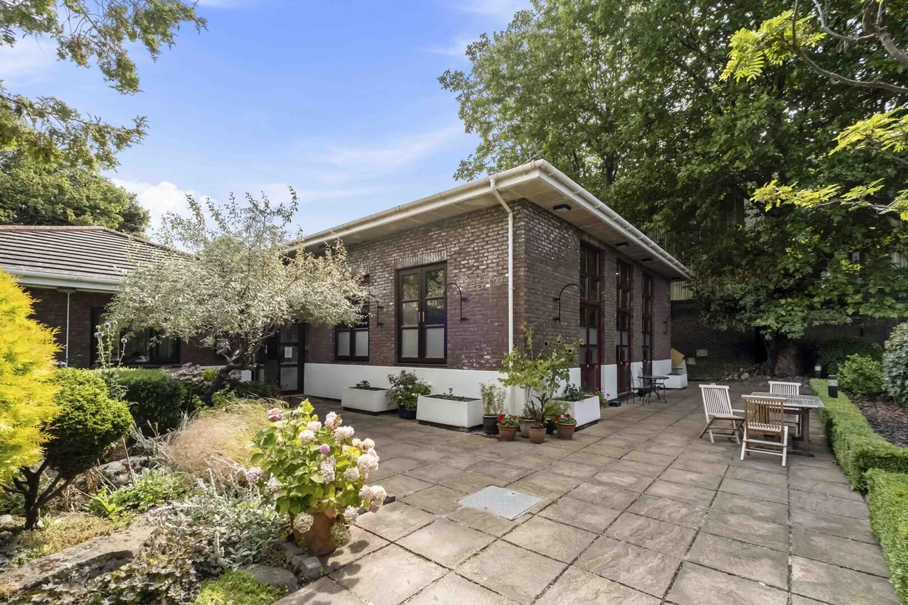 Brompton Park Crescent, West Brompton, SW6, photo 14