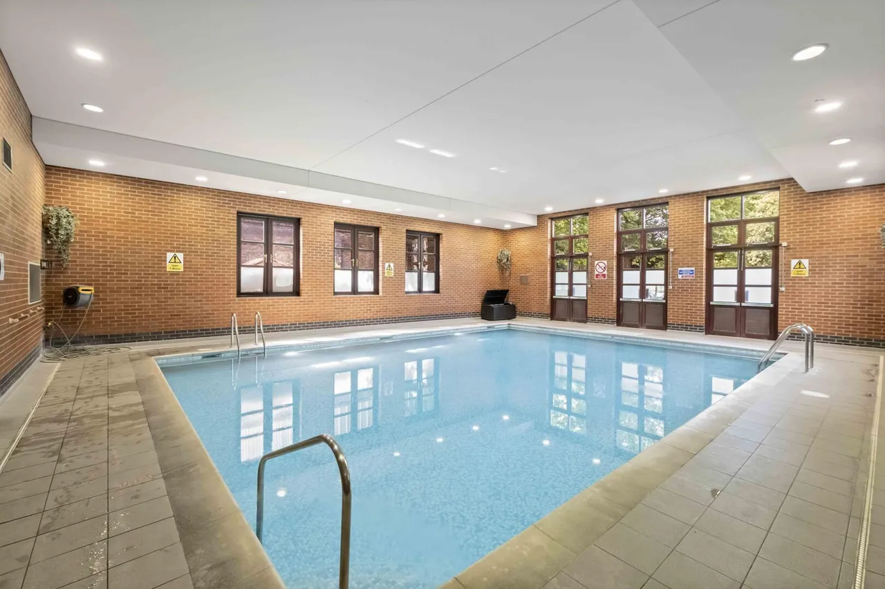 Brompton Park Crescent, West Brompton, SW6, photo 15