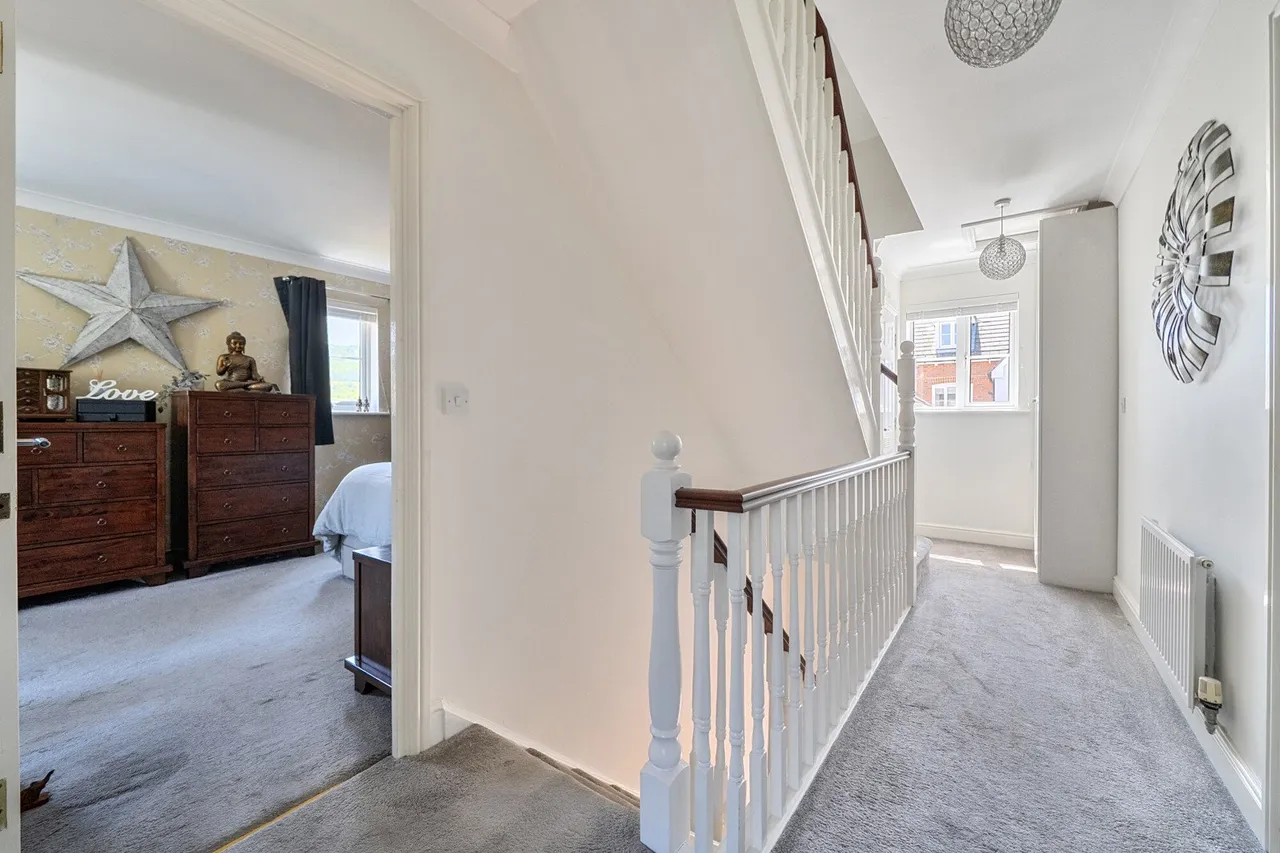 Oldfield Drive, Rochester, ME1, photo 18