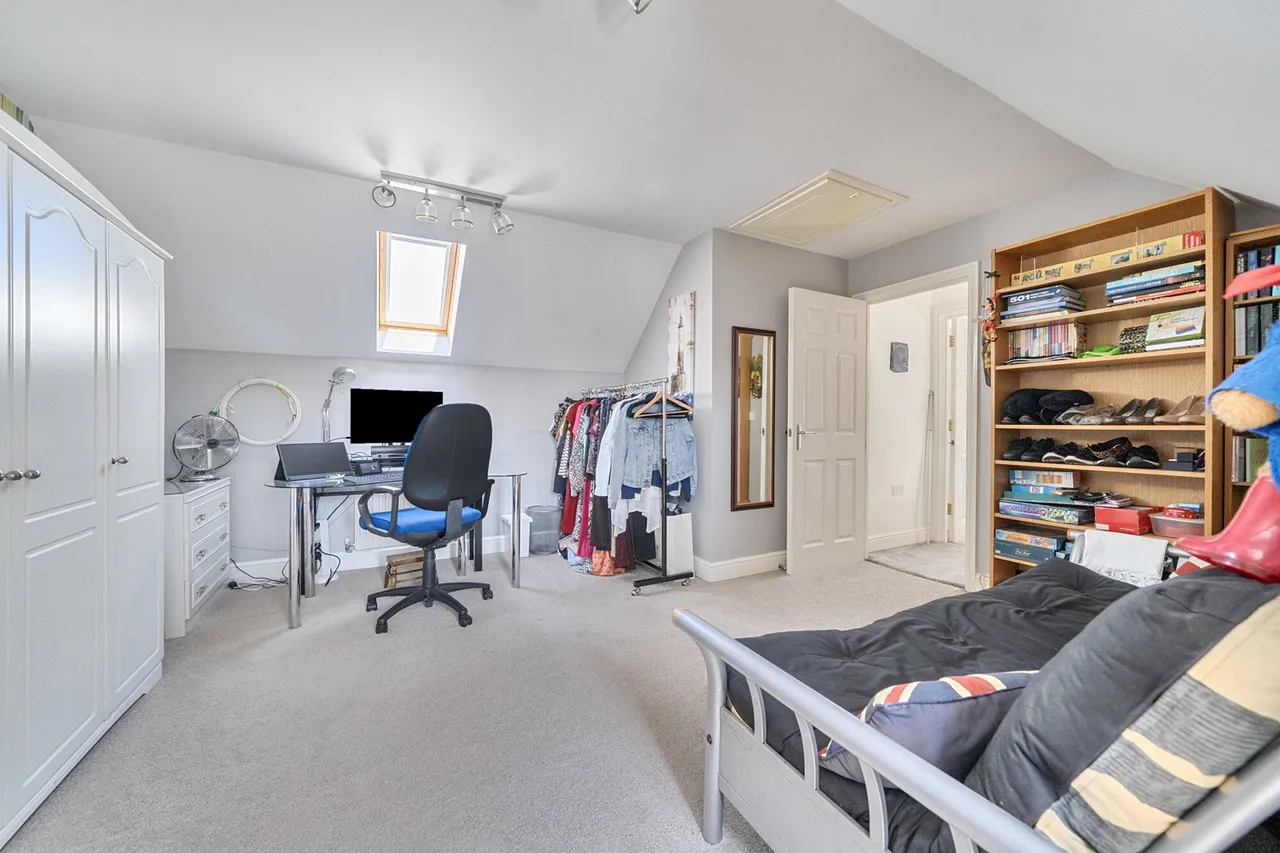 Oldfield Drive, Rochester, ME1, photo 24