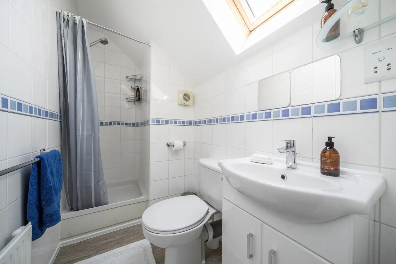 Oldfield Drive, Rochester, ME1, photo 16