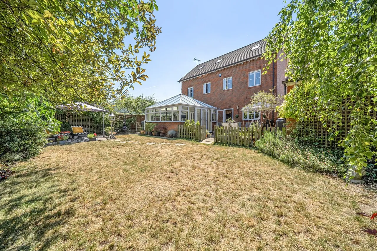 Oldfield Drive, Rochester, ME1, photo 10