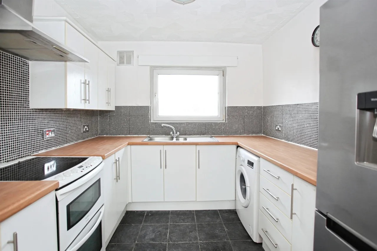 Trewartha Court, Whitchurch, CF14, photo 5