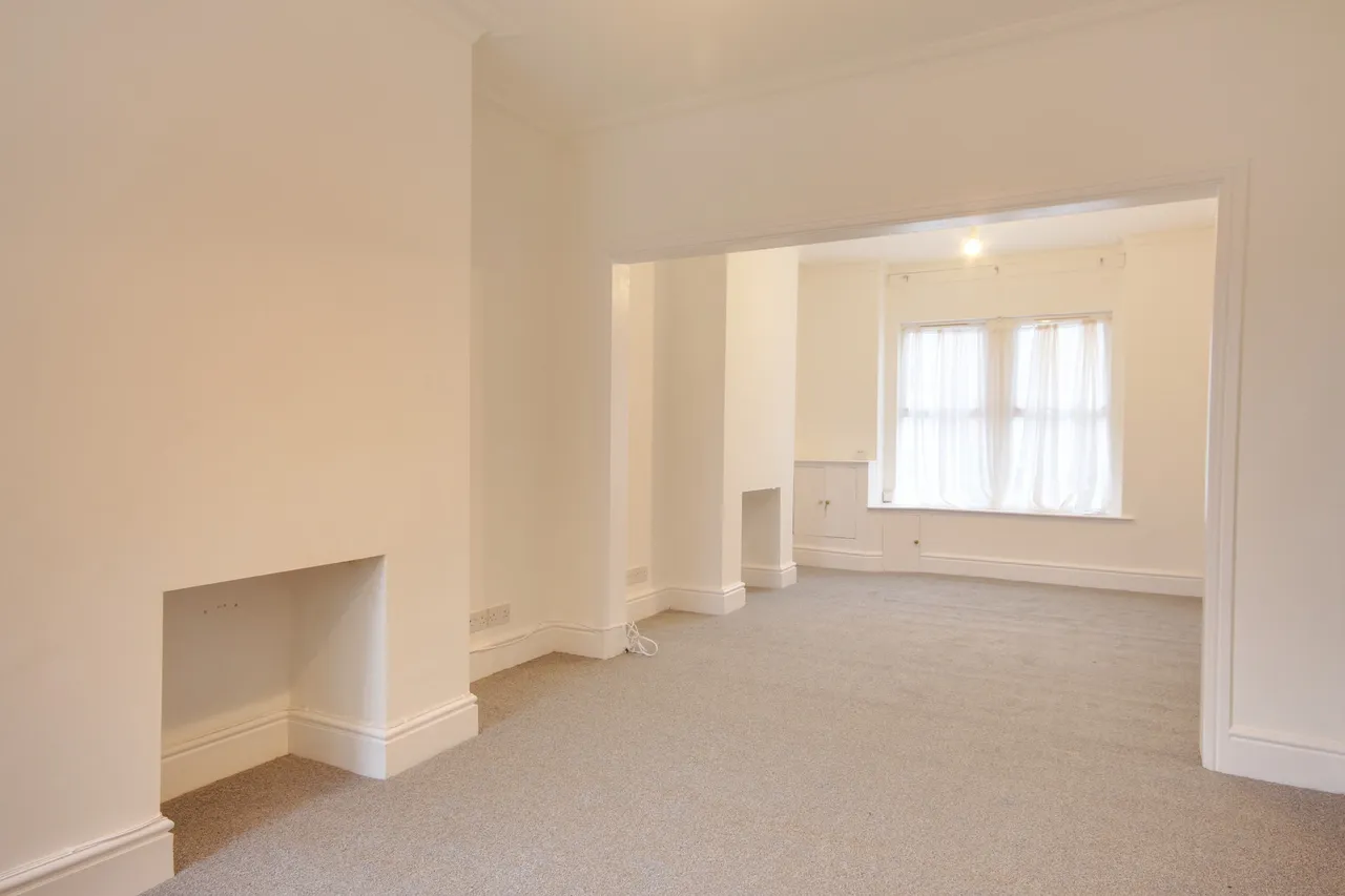 3 bed house to rent, Knowles Road, Tredworth, GL1