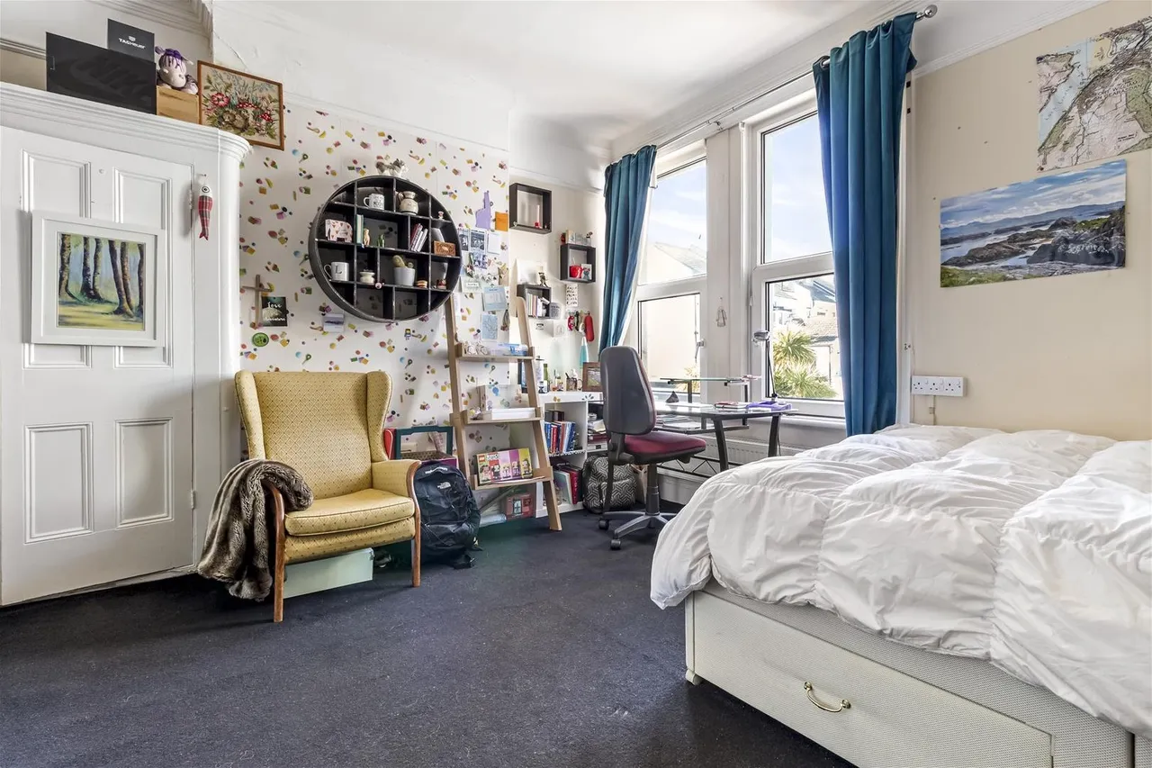 St. Georges Road, Worthing, photo 11