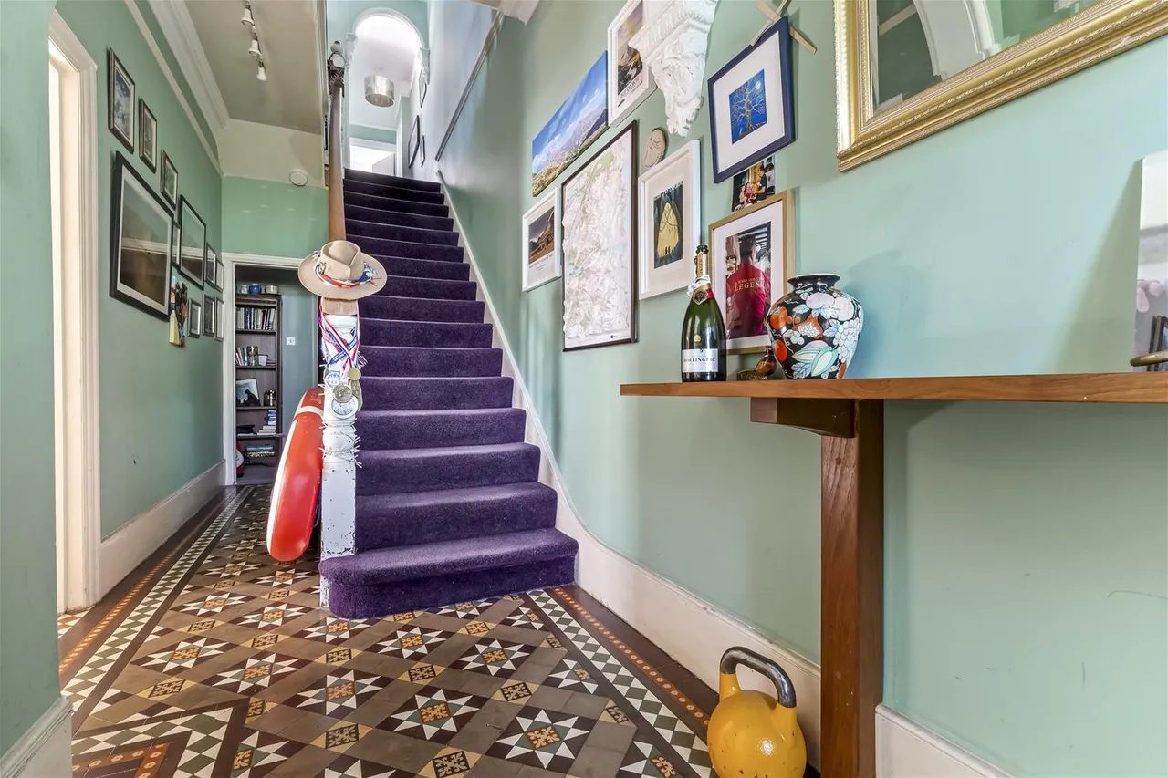 St. Georges Road, Worthing, photo 9